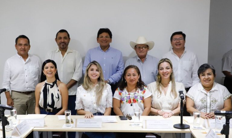 Comisión de Vigilancia aprueba la lista de aspirantes que cumplen los requisitos para ocupar la titularidad del Órgano de Control Interno del Tribunal de Justicia Administrativa