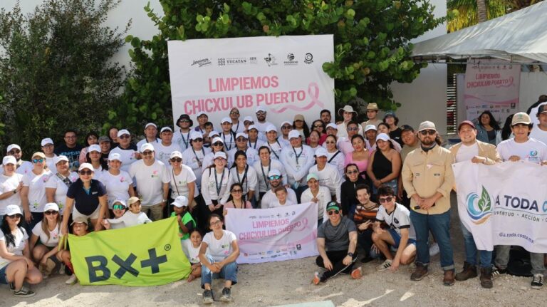 Frenan contaminación costera en Chicxulub Puerto con recolección de más de 300 kg de basura