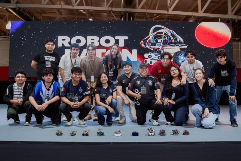 Premia Yucatán el talento de las juventudes en robótica